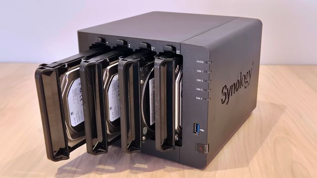 NAS Synology DiskStation DS416play 10TB 8GB RAM
