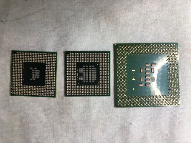 Procesador Intel Pentium III mas dos core dos duo