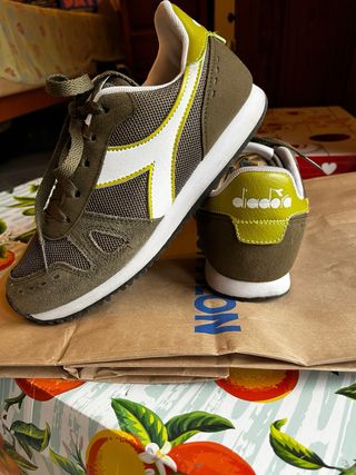 Scarpe Diadora verdi militare e bianche