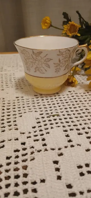 Tazza da tè vintage Sheridan Bone China