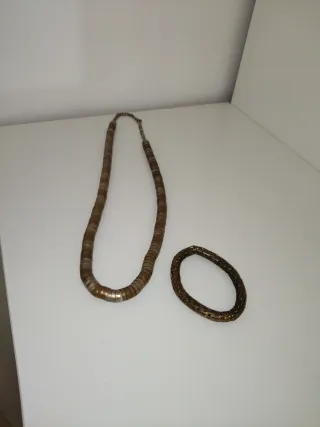 Conjunto de joyería collar y pulsera