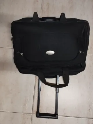 Maletín con ruedas para portátil y libros