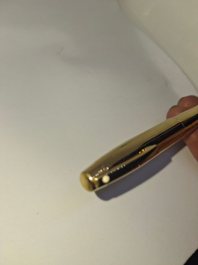 Pluma estilográfica Waterman chapada oro