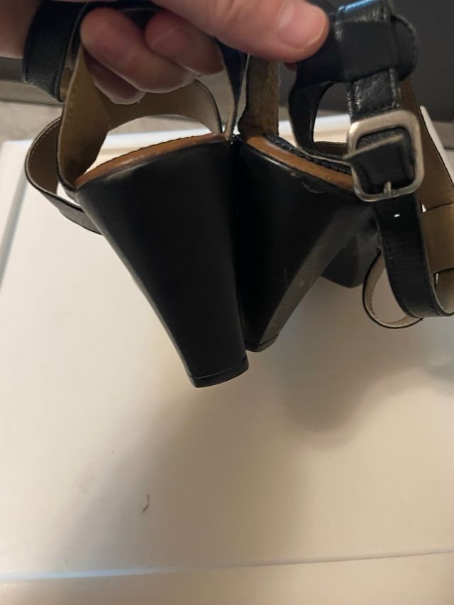 Sandalias de piel negras Talla 38