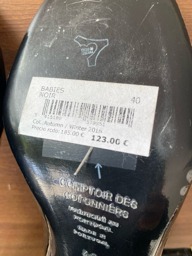 Babies de charol negro de Comptoir des Cotonniers