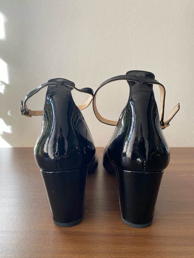 Babies de charol negro de Comptoir des Cotonniers