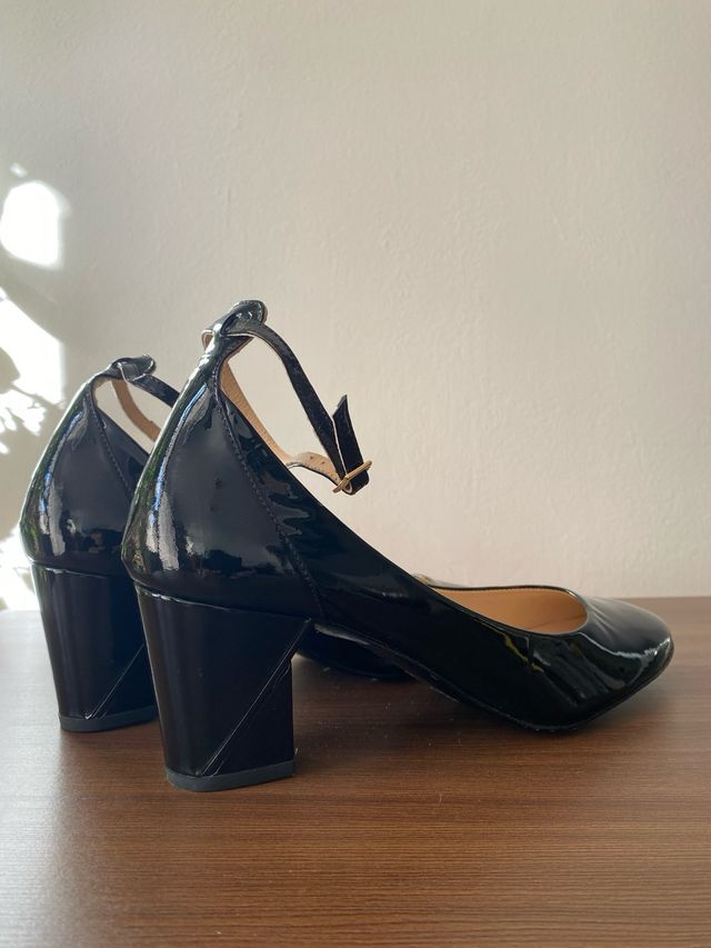 Babies de charol negro de Comptoir des Cotonniers