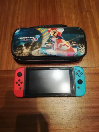 Nintendo Switch Azul y Rojo