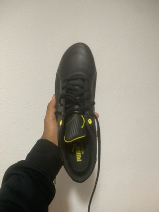 Puma Ferrari Negro y Amarillo