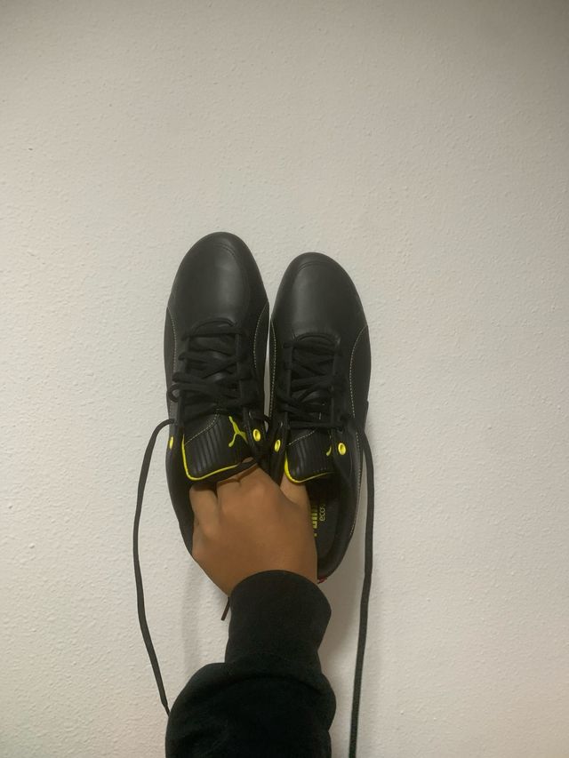 Puma Ferrari Negro y Amarillo