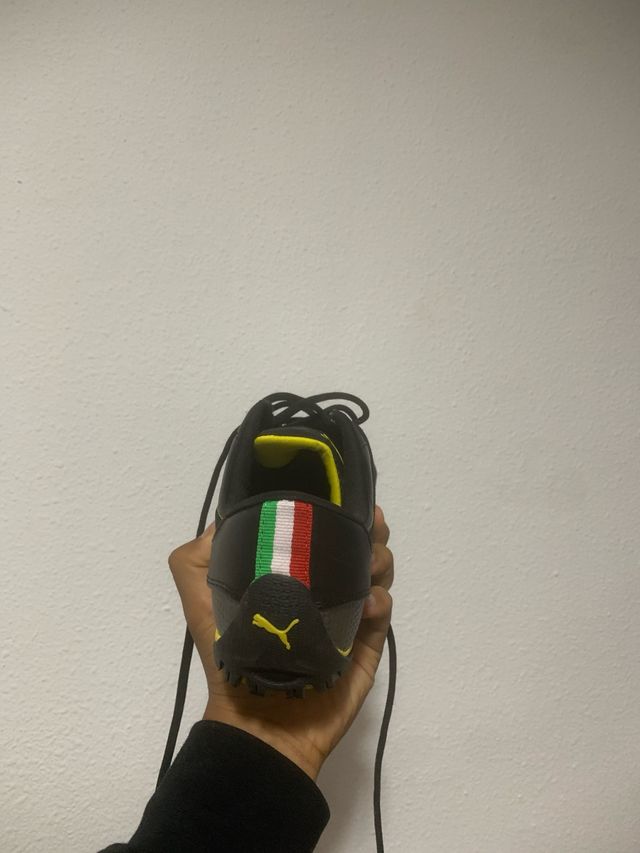 Puma Ferrari Negro y Amarillo