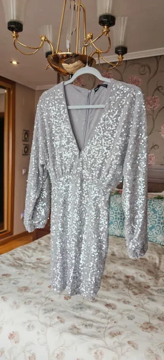 Vestido fiesta lentejuelas plata Zara Talla S