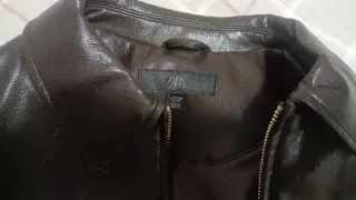 Cazadora bomber marrón