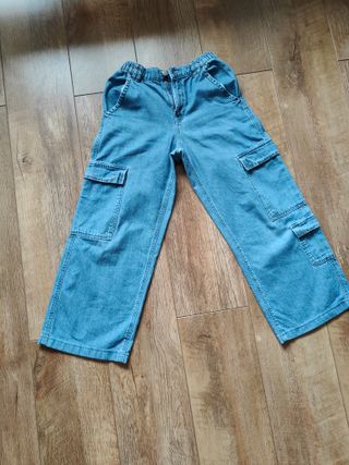 Camisa  y pantalones vaqueros