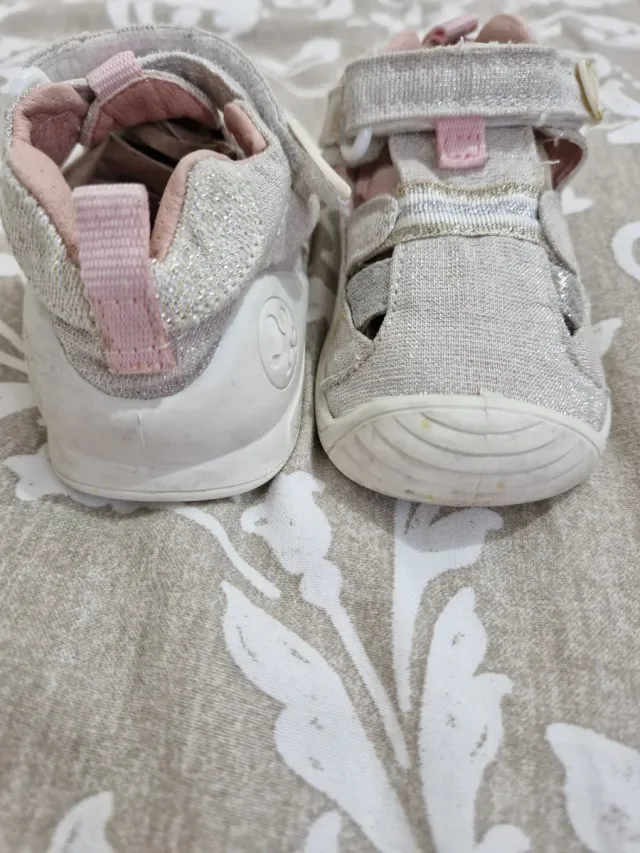 Sandalias Biomecanics Niña Talla 22
