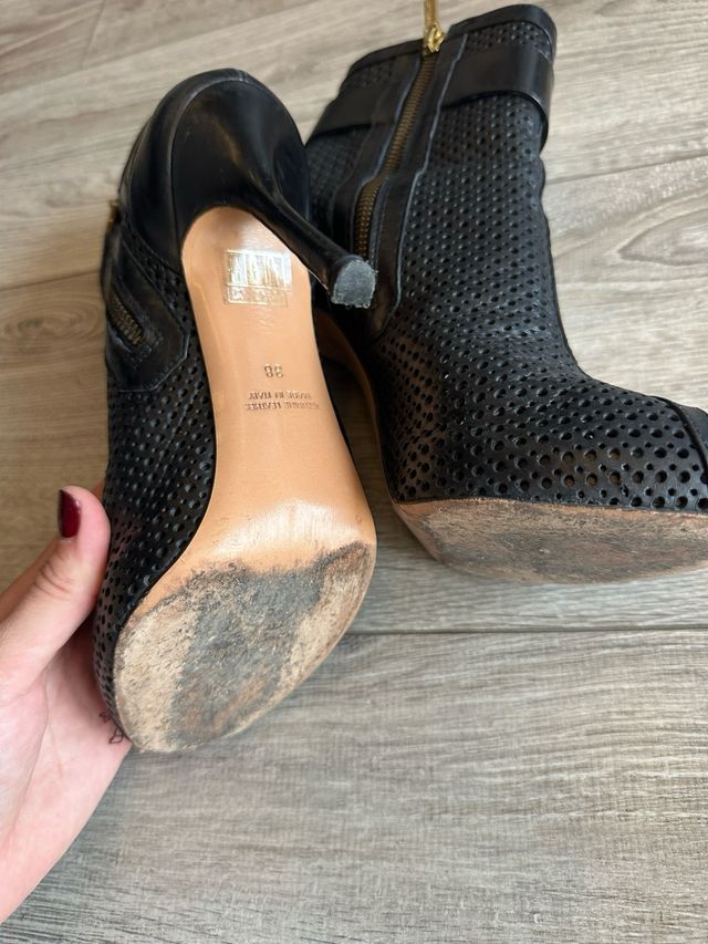 Botines Botticelli Piel Negros.