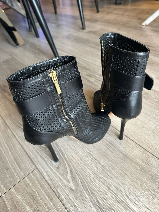 Botines Botticelli Piel Negros.