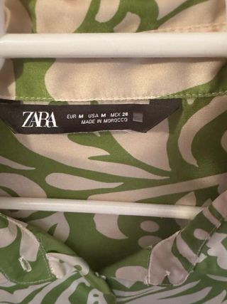 Camisa Zara Estampada Verde Talla M