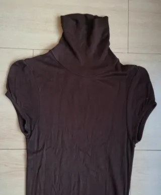 Vestido Bershka cuello alto marrón oscuro Talla M