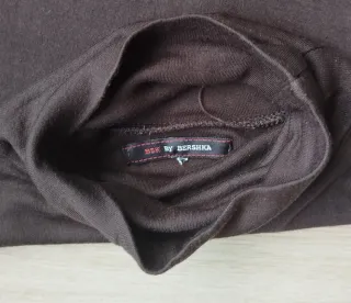 Vestido Bershka cuello alto marrón oscuro Talla M