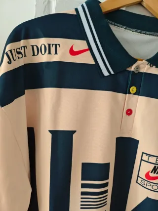 Polo Nike manga larga beige y azul