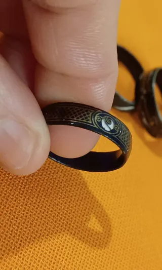 Anello vintage metallo e smalto