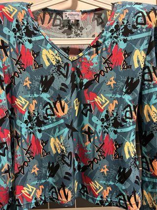 Camiseta Minueto Talla M Graffiti