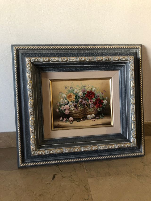 Cuadro de flores en cesta