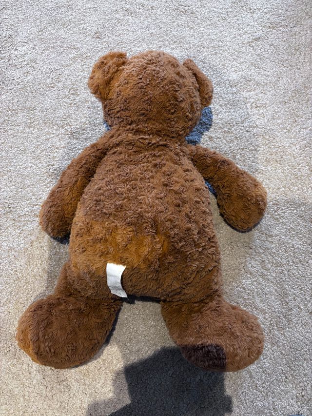 Peluche Oso Suave 63cm, ideal para niños.