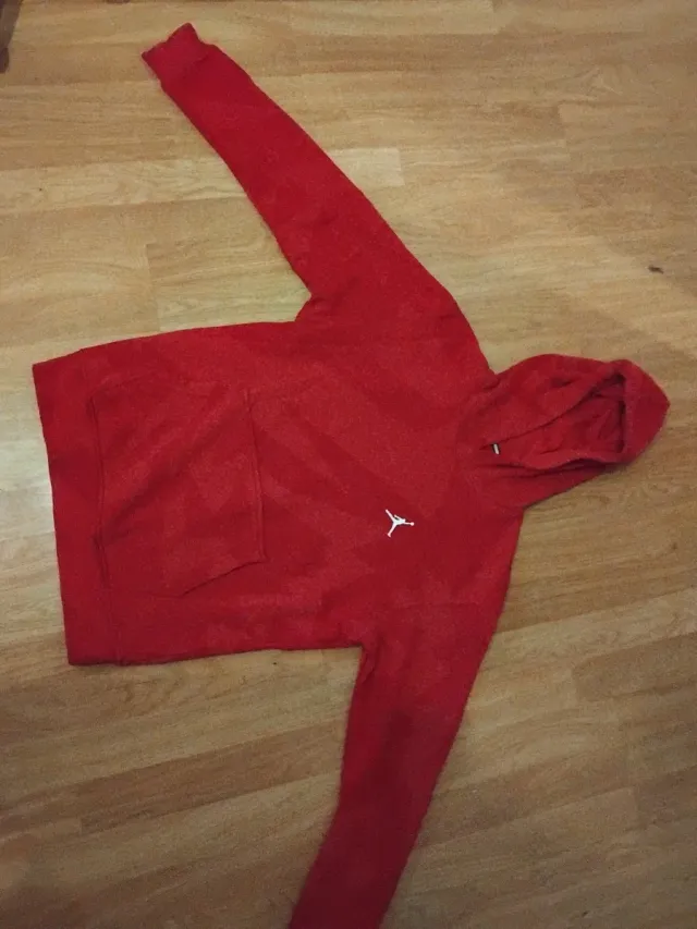 Sudadera Jordan Roja con Logo