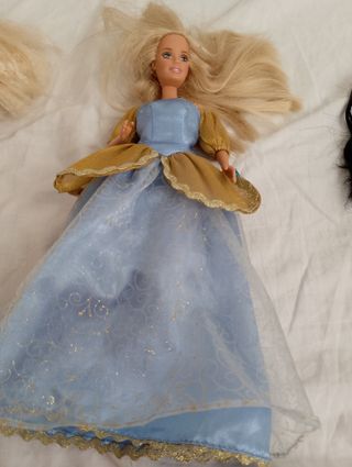 Lote 5 Muñecas Barbie, Disney, Jazmine