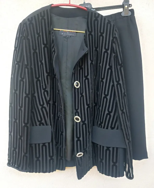 Tailleur elegante Mattiolo tg46-48 nero Shockingai