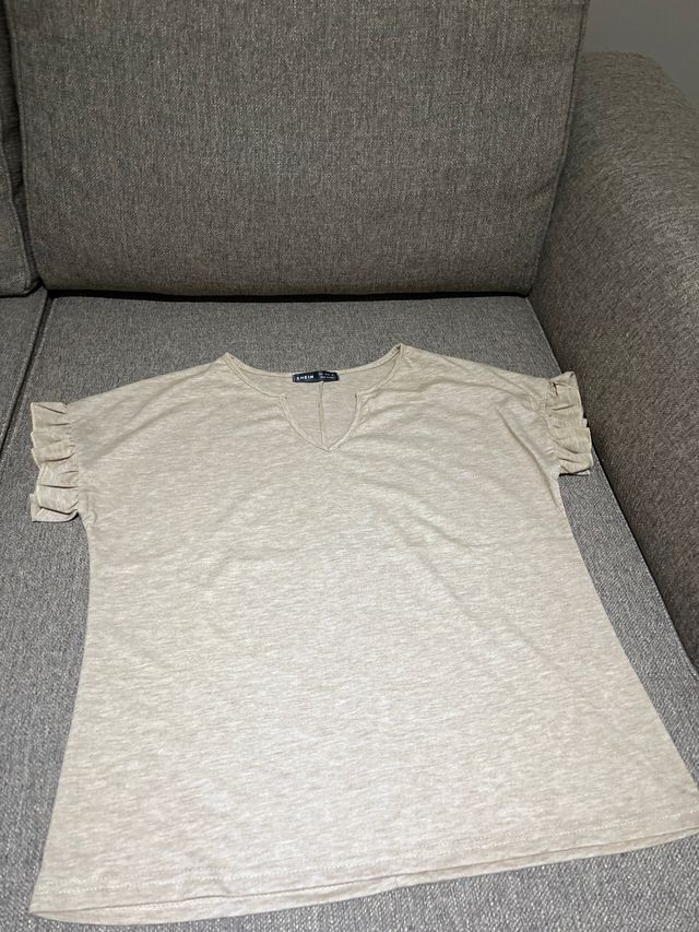 Camiseta SHEIN beige talla única