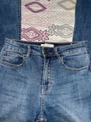 Pantalones campana Stradivarius