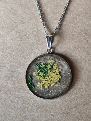 Lote 10 collares Flores Naturales Encapsuladas