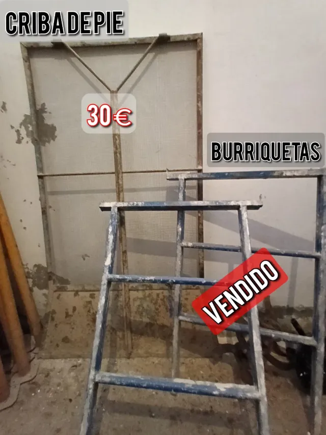 Aún me queda herramientas de construcción y campo