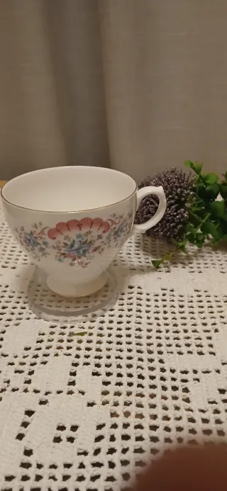 Tazza da tè Gainsborough Bone China vintage