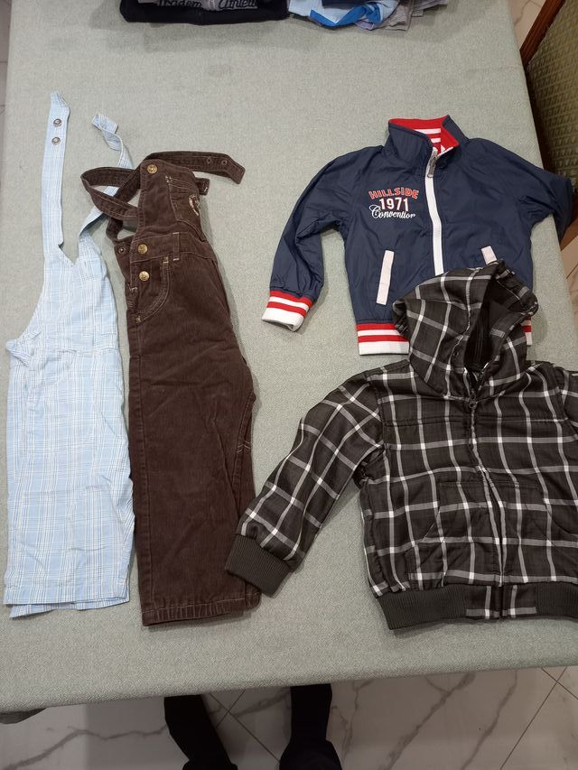Abbigliamento bimbo 3/4 anni (2 euro al pezzo)