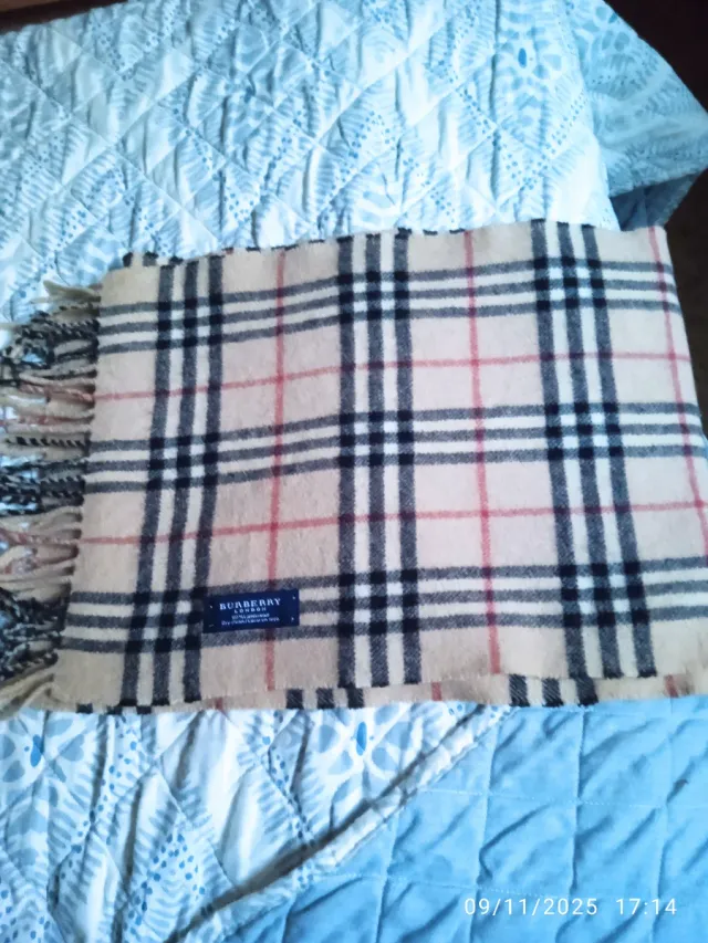 Bufanda Burberry Clásica Tartán Beige