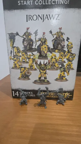 Caja Start Collecting! Ironjawz Warhammer
