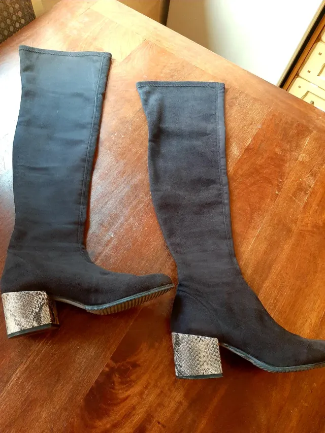 Botas elásticas Cuplé tacón serpiente