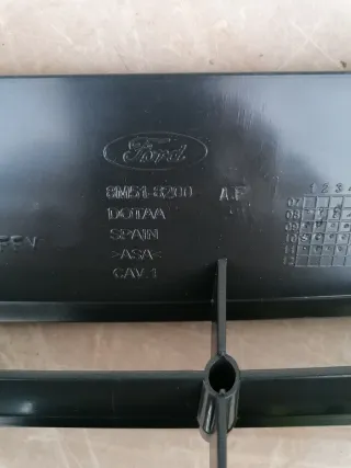 Rejilla Delantera Ford Focus MK2