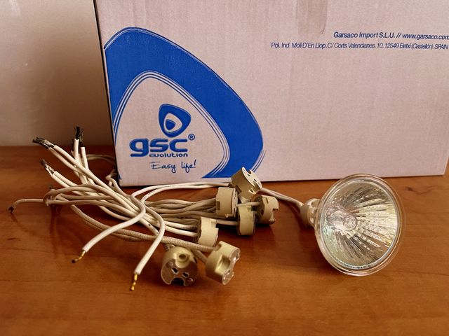 Bombillas Halógenas y Casquillo