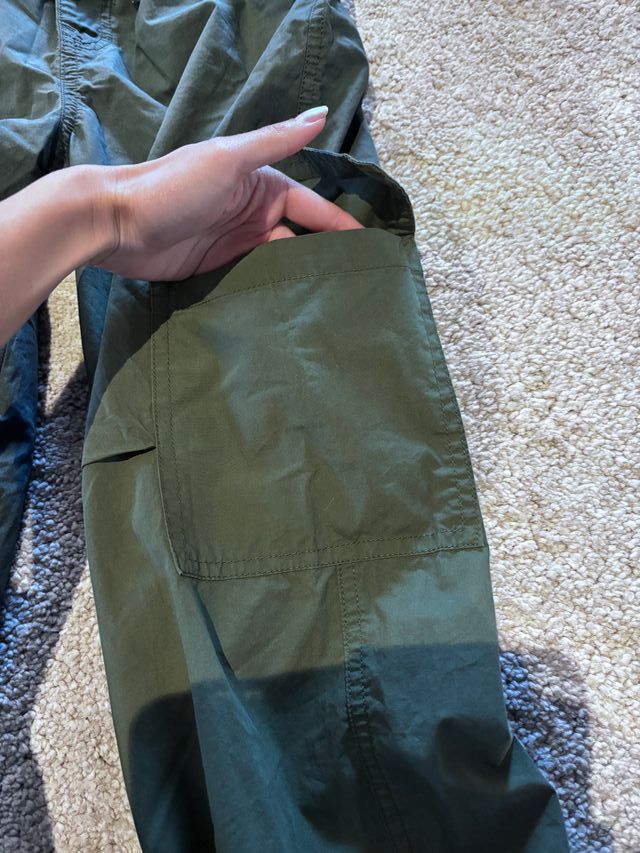 Pantalones cargo niña verde militar Talla 10 años