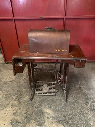 Sillón Barbería,navajas antiguas, maquina coser