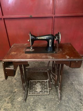 Sillón Barbería,navajas antiguas, maquina coser