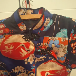 Vestido Zara estampado grullas y flores