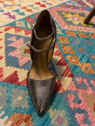 Zapatos tacón HOSS INTROPÍA dorados a estrenar! 38