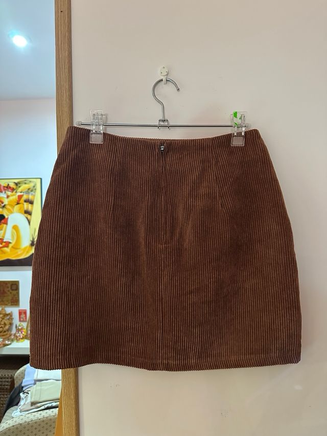 Falda pana marrón Stradivarius Talla S