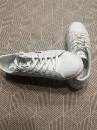 Zapatillas Lacoste Blancas Talla 37.